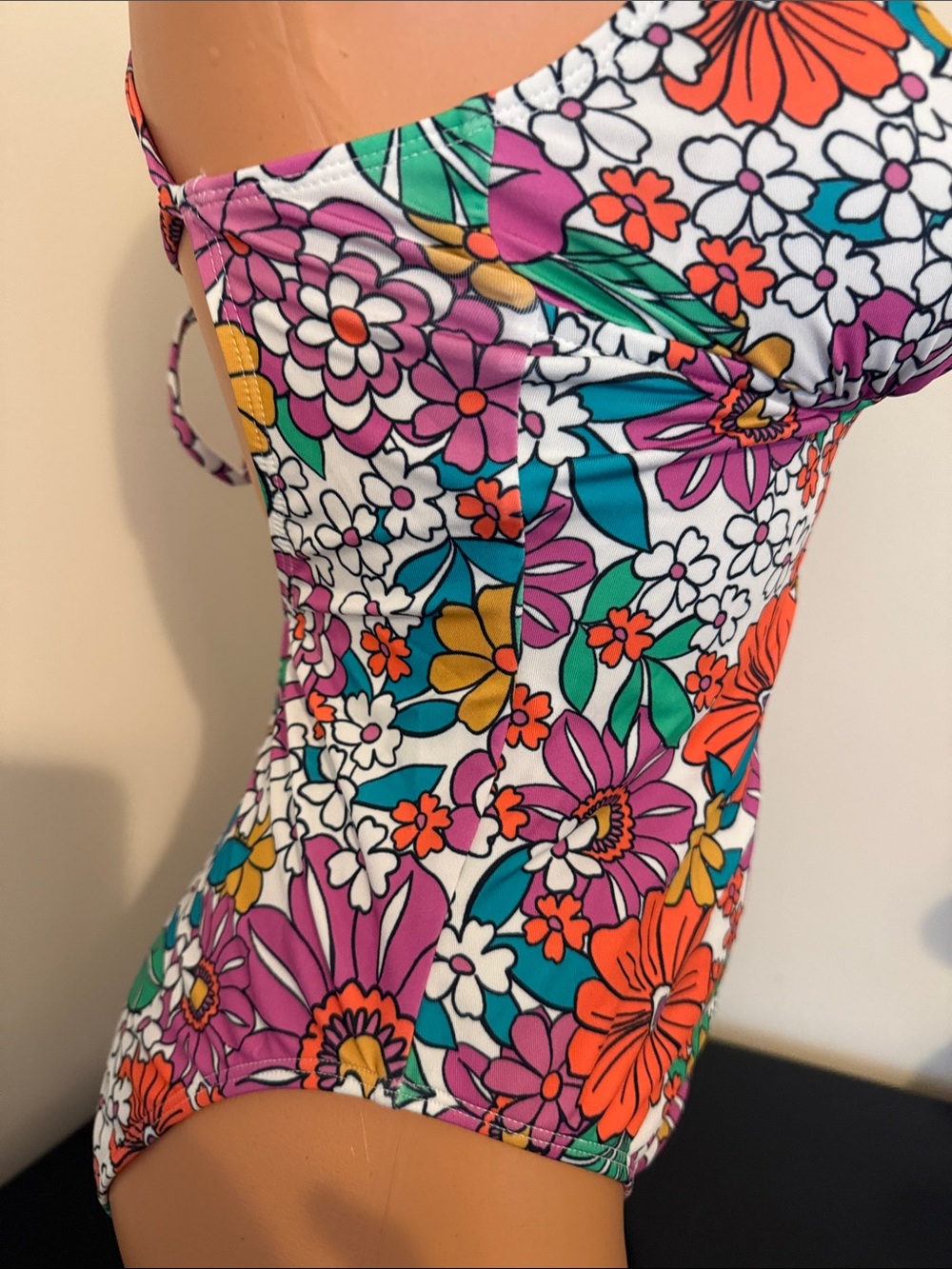 Hurley Size Small Floral One-Piece Swimsuit Floral Multicolor Style = Hurn30052 - Picture 6 of 11